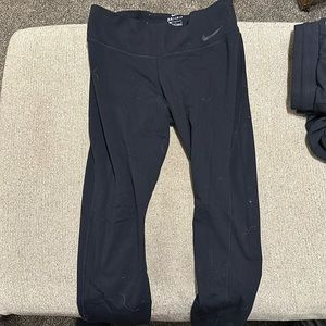 Nike- leggings